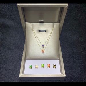 24k pendant in 18k necklace